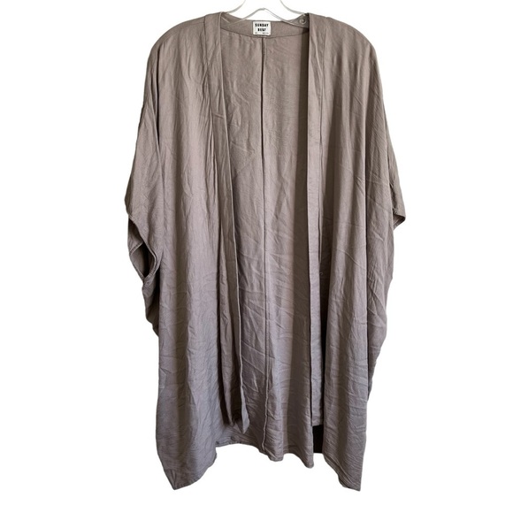 Sunday Best Aritzia S/M Taupe Oversized Coverup Shrug Rayon Fall Capsule Top R1 - Picture 1 of 6